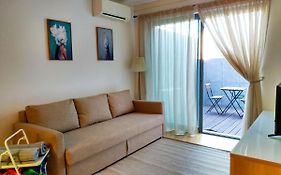 Nice Duplex Apartment With Free Pool And Garage